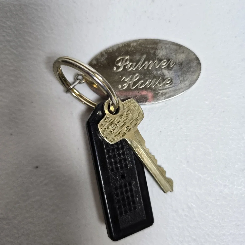 Vintage PALMER HOUSE Motel Brass Room Key‎ Fob & BEST Key – Room 303 (Florida)